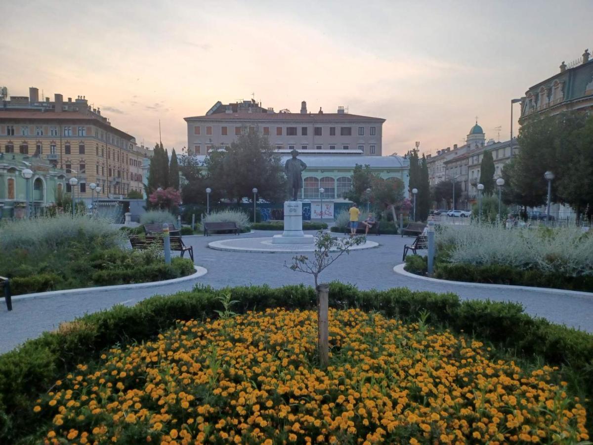 In The Centar Of Rijeka Exterior foto